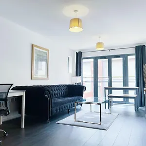 Apartment Comfort Seaside Two-bedroom Apt, Swansea